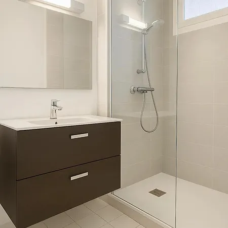 Cosy A Avec Piscine Partagee, 39 M² Lägenhet *